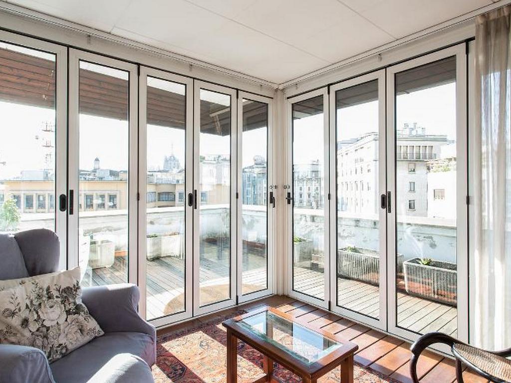 Roomy Apartment Duomo & San Babila Milaan Buitenkant foto