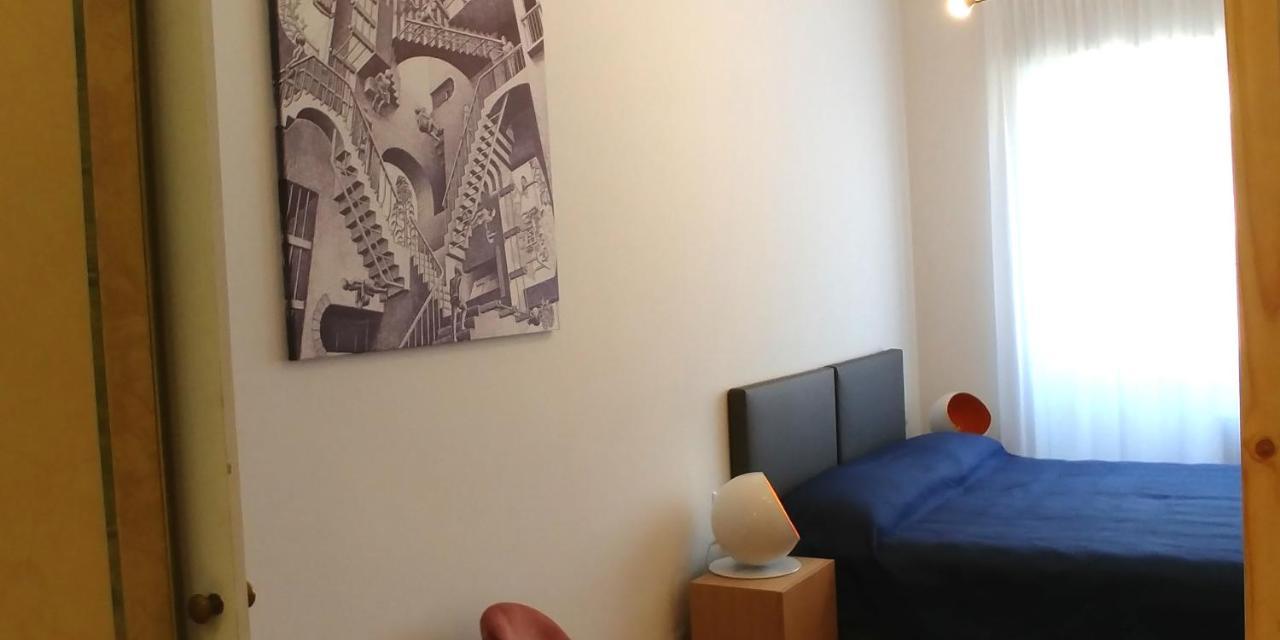 Roomy Apartment Duomo & San Babila Milaan Buitenkant foto