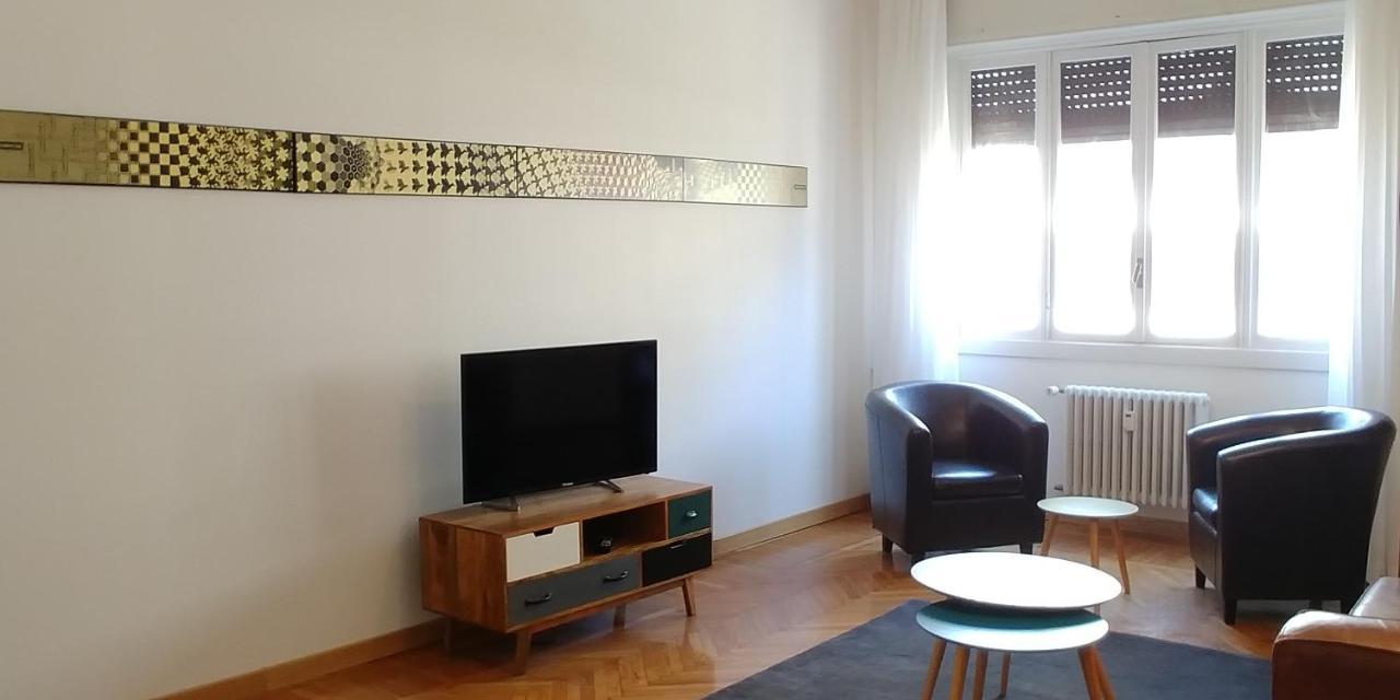 Roomy Apartment Duomo & San Babila Milaan Buitenkant foto
